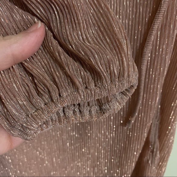 All in Favor Mauve Metallic Shimmering V-Neck Long Sleeve Dress. Size Small - Picture 7 of 14